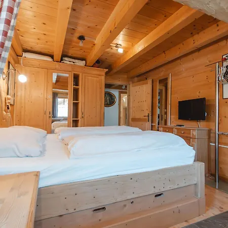 3 By Interhome