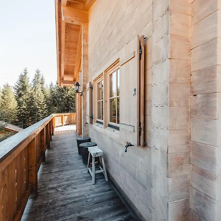 3 By Interhome *
