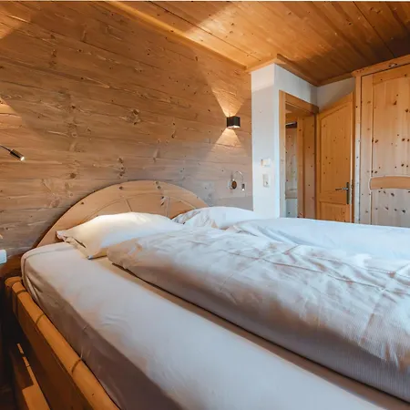 3 By Interhome *